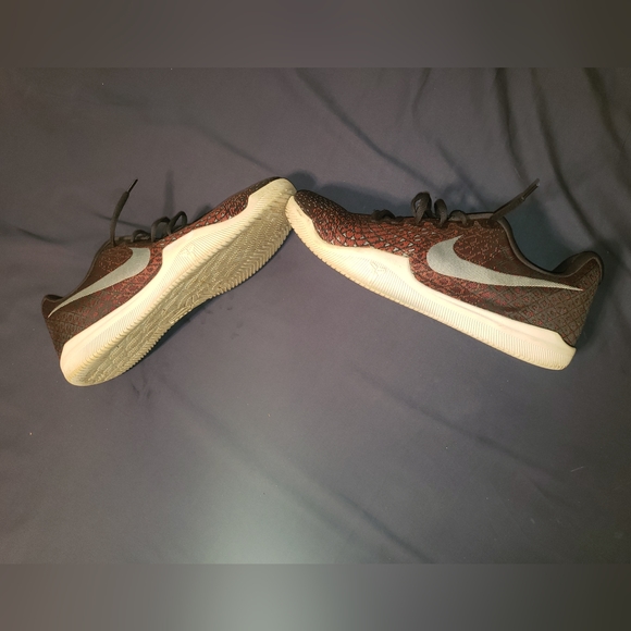 Kobe 11 elite burgundy blue & white - Picture 3 of 4